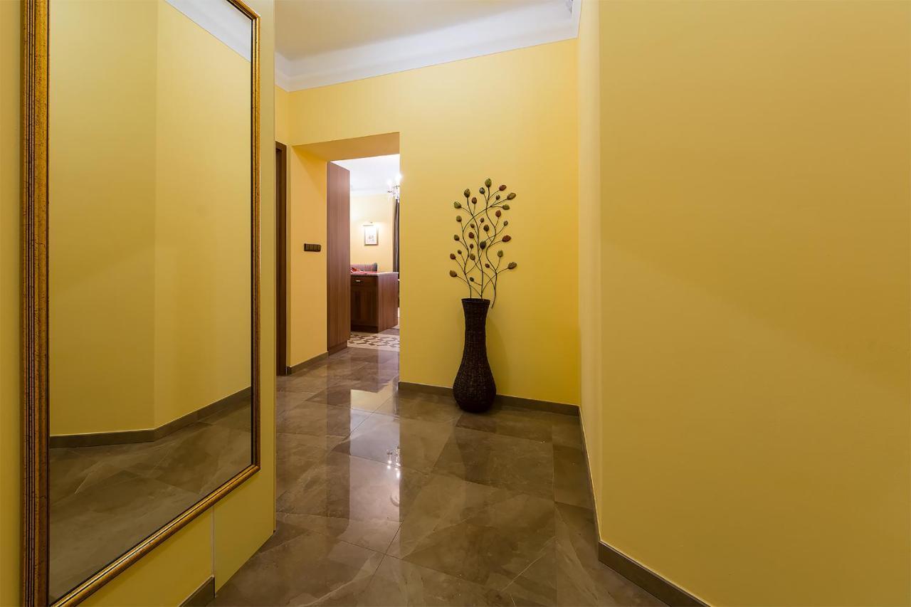 In Heart Of Prague - 2Br 2Ba Elegant Downtown Apt Kültér fotó